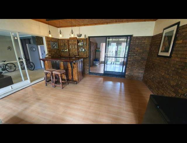 4 BEDROOM HOUSE FOR SALE IN DORANDIA